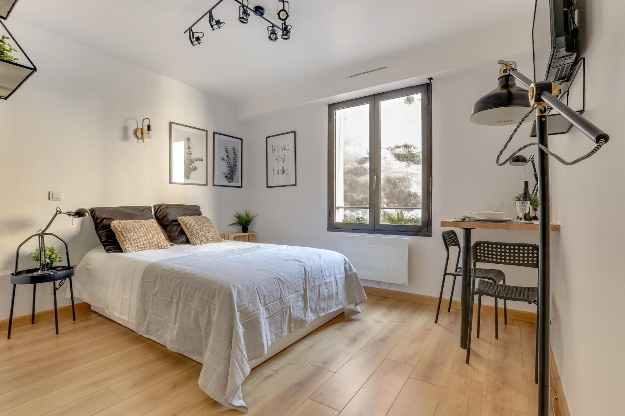 Suites Independantes Toutes Equipees Leopold Ou Carnot Nancy Rum bild